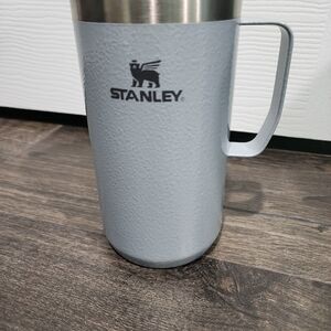 Stanley Cup Stay Hot Camp Coffee Beverage Mug 24oz 709ML Hammertone Silver FS
